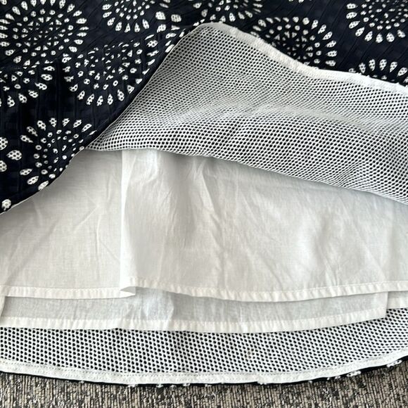 NWT navy and white cut out Michael Kors skirt - Picture 5 of 5